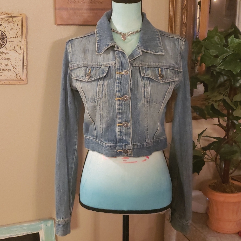 YMI Jean Jacket Size Large (Juniors)